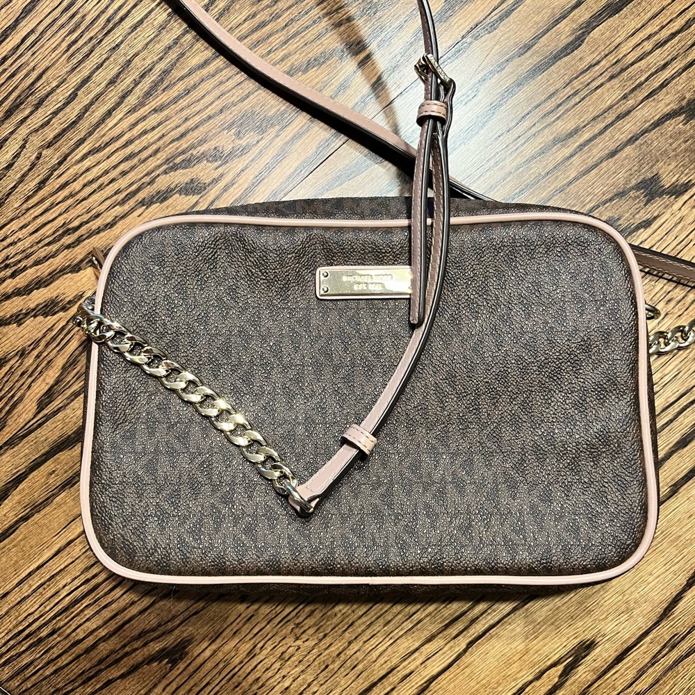 Brown Michael Kors crossbody